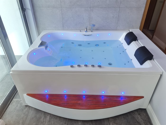 Şişme Jakuzi Kullanımı